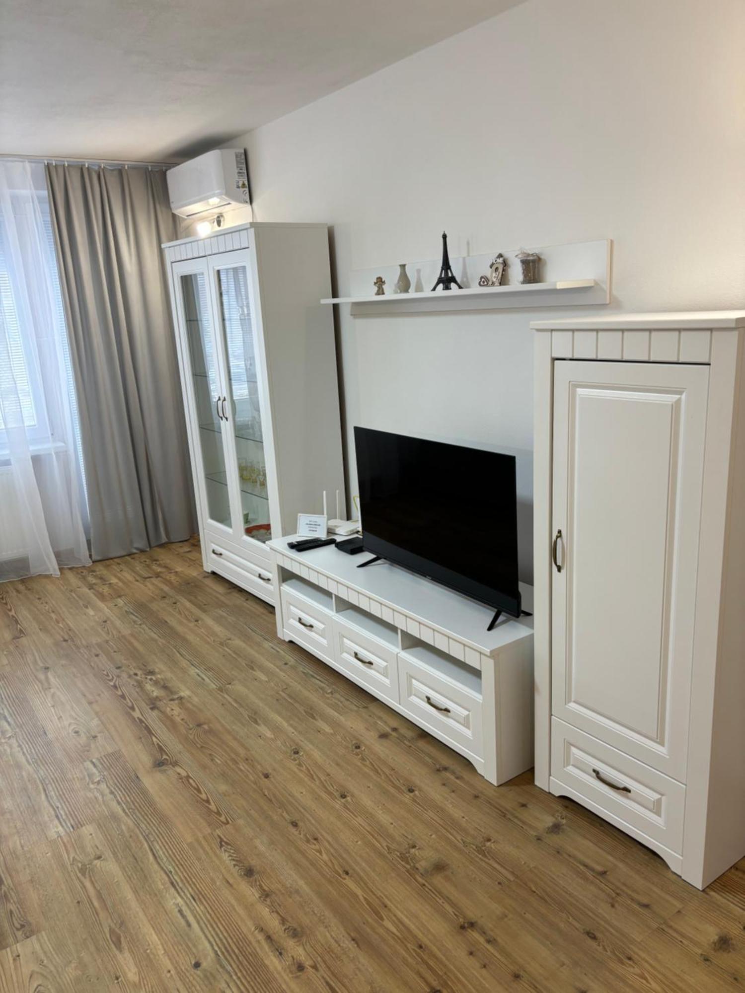City Heart Luxury Apartment Nové Zámky Exterior foto